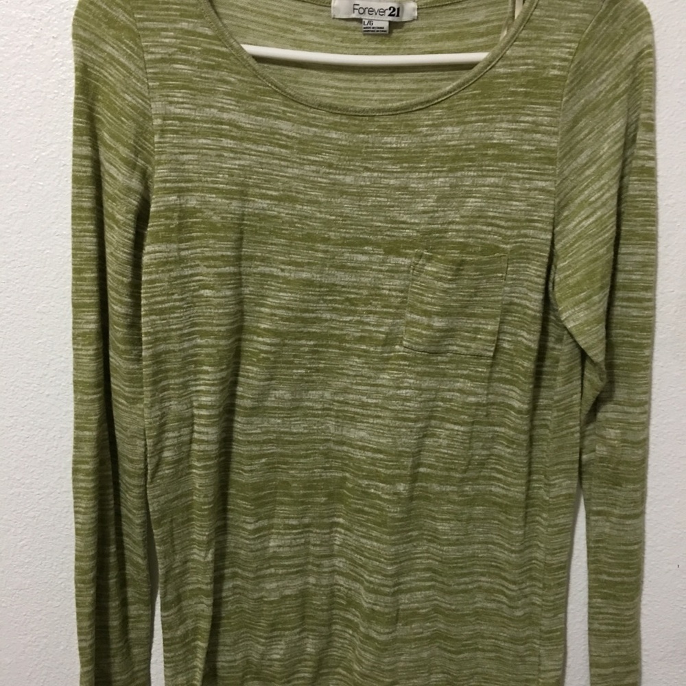 Long sleeved top